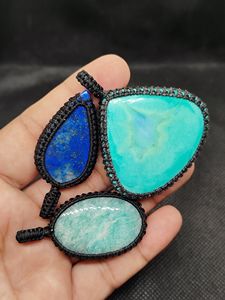 Collier de mode en macramé avec pendentifs en pierres précieuses naturelles de qualité supérieure, en laiton, de formes variées, lot en gros - Product Image 2