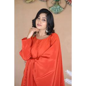 Hermoso Conjunto de Fiesta con Top, Pantalón y Dupatta, Talla XL - Product Image 4