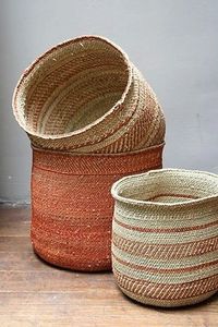 Panier de rangement rond en corde de coton avec couvercle, design rustique écologique pour l'organisation des articles divers, couleur grise - Product Image 1