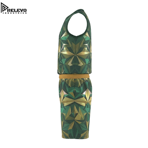 Ensemble de maillots de basket-ball sublimés personnalisés, uniforme sportif technique vert forêt avec panneau géométrique étoilé or et sauge - Product Image 2