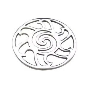 Posavasos Metálico Cuadrado con Diseño Botánico de Hojas de Roble y Brotos, Resistente al Calor, para Ollas y Sartenes, Estilo Rústico para Mesa - Product Image 2