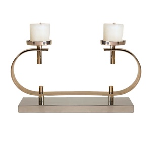 Elegante Portavelas Decorativo de Hierro, Decoración para el Hogar, Usos en Navidad, Pascua y Bodas, Hecho a Mano, Portátil y Duradero - Product Image 1