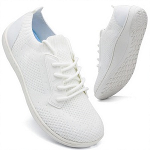 Chaussures de sport blanches en maille respirantes à lacets pour femmes, idéales pour la gym, la danse et les mouvements sportifs - Product Image 2