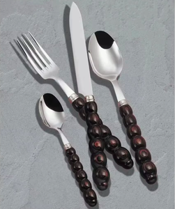 Ensemble de couverts en acier inoxydable de qualité supérieure Argenterie polie miroir Cuillère Fourchette Couteau Design merveilleux Idéal pour manger - Product Image 1