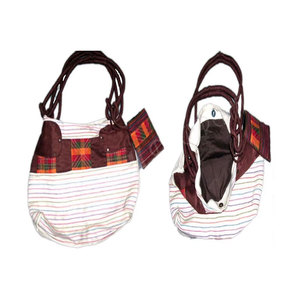 Sac à bandoulière en polyester de créateur, élégant sac à main pour femme, sac à bandoulière moderne et léger, sac fourre-tout tendance pour tous les jours, chic - Product Image 2