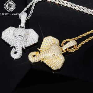 Charm_Jewells Colgante de Elefante de Plata 925 con Moissanita Micro Pavé y Baño de Oro de 18K, Joyería Hiphop Unisex - Product Image 4