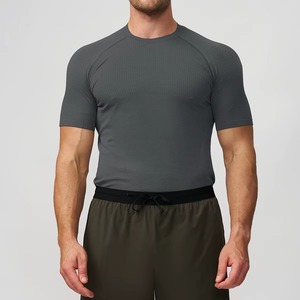 Fabricante de Camisetas de Compresión Personalizadas, Ropa Deportiva Premium para Gimnasio, Secado Rápido, Poliéster y Spandex, Bordado y Serigrafía, MOQ Bajo - Product Image 3