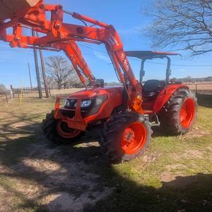 Tracteur agricole Kubota M7060 en stock, à vendre. Excellent état de fonctionnement, idéal pour tous types d'agriculture. - Product Image 5