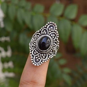 Bague en argent sterling 925 avec pierre précieuse onyx noir, bijou artisanal pour elle, pour un anniversaire - Product Image 2