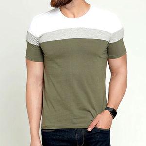 Short de style urbain haute performance en toile respirante, imprimé sérigraphié, coupe ajustée, en polyester/coton de haute qualité, fabriqué au Pakistan - Product Image 1