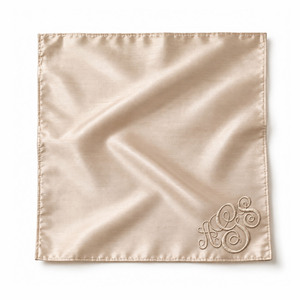 Serviette de table en soie brodée sur mesure, couleur champagne, pour mariage, broderie machine, vente en gros, taille personnalisée - Product Image 1