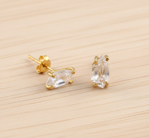 Boucles d'oreilles clous en argent sterling 925 plaqué or et rhodium avec diamants Herkimer pour fiançailles, mariage et cadeaux d'anniversaire - Product Image 4