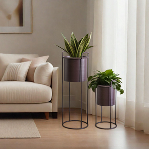 Grands pots à fleurs marron, jardinières métalliques d'intérieur décoratives pour balcon et salon - Product Image 2