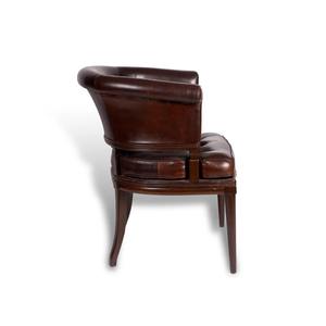 Silla de Cuero al por Mayor con Asiento Bajo, Tapicería Elegante en Cuero Marrón y Construcción Duradera en Madera de Akasi, Precio de Exportación por Pieza - Product Image 4