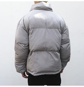 Chaqueta de Invierno Larga para Hombre, Diseño Personalizado, Transpirable, Impermeable, con Cuello Alto, 100% Poliéster - Product Image 3