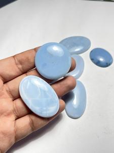 พลอยลาพิส ลาซูลีสีน้ำเงินธรรมชาติทรงรีแบบคาโบชอง ขัดเงา สำหรับทำเครื่องประดับ - Product Image 4