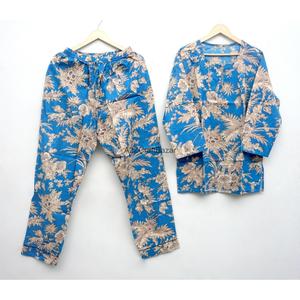 Ensemble de pyjama pour femmes de qualité supérieure, élégant et luxueux, à fleurs, avec taille élastique et manches longues, 100% coton, doux et lisse, pour l'hiver et l'été - Product Image 6