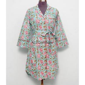 Hermoso Vestido de Noche Hecho a Mano con Estampado Floral, Mangas Campana, Transpirable, Corte Recto, Cierre con Botones, Cómodo - Product Image 4