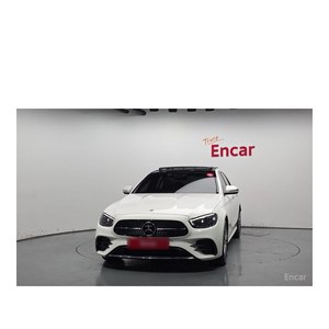 Mercedes-Benz Classe E E350 4MATIC AMG Line 2023, 22 728 km, boîte automatique, sièges en cuir, conduite à gauche, caméra de recul - Product Image 3