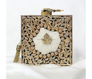 Nouvelle tendance de luxe artisanat femmes résine nacre pochette pierre motif boîte à bijoux pour une utilisation de mariée au prix de gros - Product Image 3
