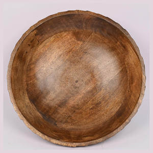 Cuenco grande de madera de mango hecho a mano seguro para alimentos e ideal para uso diario en la cocina o la mesa de comedor para servir ensaladas y frutas - Product Image 3