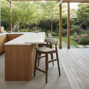 เก้าอี้บาร์ทรงแจ็ค ดีไซน์สแกนดิมินิมอล วัสดุไม้สักคุณภาพพรีเมียม พร้อมพนักพิงบุนุ่ม รุ่นขายดีที่สุดสำหรับโรงแรมสไตล์ฟาร์มเฮาส์ ออกแบบตามหลักสรีรศาสตร์ - Product Image 3