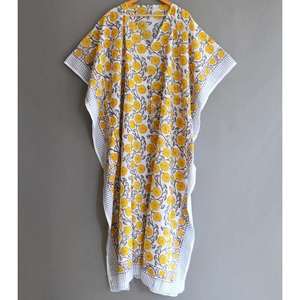 Robe Kaftan Longue en Coton Fait Main pour Femme, Imprimé Floral, Coupe Asymétrique, Idéale pour la Plage et les Soirées Estivales - Product Image 4