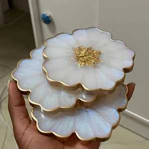 High Quality Resin Epoxy Coasters with Sculpture Flower Design for Home Decorative Wholesale Price - Product Image 4