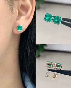 Pendientes de tuerca solitarios de circonita cúbica verde talla Asscher con engaste de bisel, oro macizo de 14K, para uso diario, joyería de moda para ella - Product Image 4