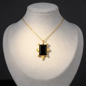 Collier Pendentif Chaîne Rectangulaire en Laiton Plaqué Or 18 carats avec Pierre Précieuse Onyx Noir, Style Punk, Idéal pour Femme, Bijou de Mode, Meilleur Choix pour Fiançailles - Product Image 4