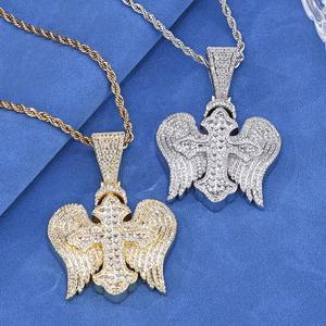 Pendentif Cœur Glacé Baguette Plaqué Or Diamant Nouveau Design Bijoux Tendance Mignon Classique Simple Prix de Gros Femme - Product Image 1