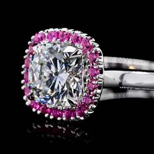 Anillo de Compromiso y Boda para Mujer, Hecho a Mano, Plata 925, con Diamante Moissanita Corte Radiante, Bañado en Oro de 18K, Venta al Por Mayor - Product Image 5