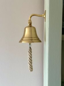 Sonnette de porte en laiton de qualité supérieure avec un design élégant pour les hôtels et les entrées résidentielles, sonnette en laiton robuste - Product Image 1