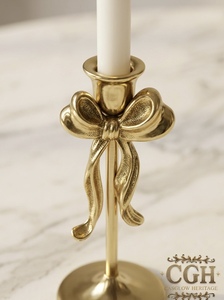 เชิงเทียนทองเหลืองรูปโบว์ดอกไม้ - Product Image 2
