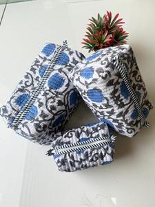 Juego de 3 Bolsas de Maquillaje de Algodón Hechas a Mano con Estampado de Bloques, Bolsas de Aseo Indias Acolchadas Rosas, Kit Organizador de Cosméticos de Viaje - Product Image 4
