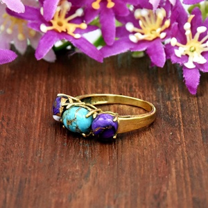 Anillo de Turquesa Azul Cobre Ostra Púrpura con Engaste de Plata de Ley y Oro de 18K - Product Image 2