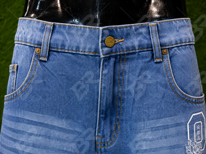 Pantalones Cortos de Mezclilla para Hombre, Tejido de Lona Sólida, Lavado Medio, Transpirables, de Algodón, Estilo Casual Urbano, Cintura Alta, Botones, Dobladillo Deshilachado, Logotipo Personalizado - Product Image 5
