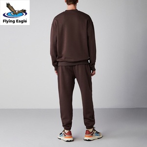 Conjunto Deportivo Personalizado Unisex con Capucha, para Gimnasio, Running, Entrenamiento, Transpirable y que Absorbe la Humedad - Product Image 6