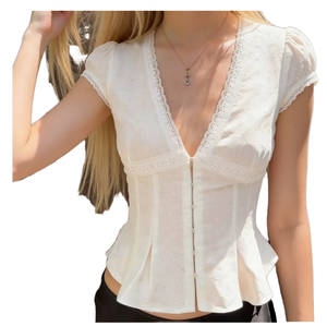 Haut court blanc pour femme à col en V et manches bouffantes, avec bordure en dentelle et boutons sur le devant, coupe ajustée, style Prairie Chic, pour le printemps et l'été - Product Image 4
