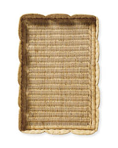 Plateau rectangulaire en rotin classique à bords festonnés, fait main, en osier, décoratif, avec un rebord latéral ondulé distinctif, pour la salle à manger - Product Image 4