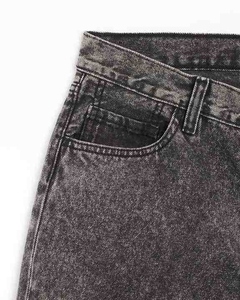 Nouveauté 2026 : Short en jean bleu clair délavé pour homme, coupe droite vintage, respirant, effet usé, personnalisable OEM, vente en gros - Product Image 4