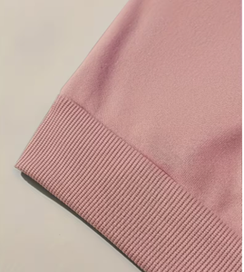 Sudadera Vintage Extra Grande de Cuello Redondo para Mujer, Estilo Minimalista, Marca Hardihood International, Color Beige, Estampado Geométrico, Manga Larga, Tejida - Product Image 3