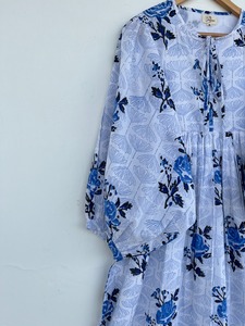 Vestido Maxi de Algodón con Estampado Floral Azul y Blanco para Mujer, Manga 3/4, Cuello con Lazo, Estilo Boho, para Verano, Festividades, Picnic y Vacaciones, Corte Holgado - Product Image 4