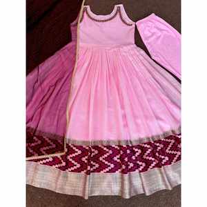 DISEÑADOR KOTA CHEX DIGITAL IMPRESO REAL ESPEJO TRABAJO BATA INFERIOR CON DUPATTA ROSA - Product Image 2