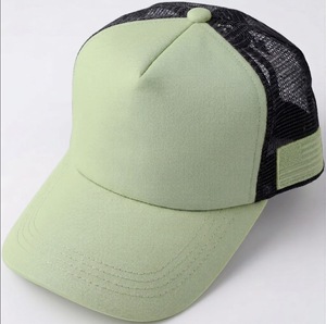 Casquettes de camionneur en gros, casquettes et chapeaux à sublimation, casquettes de baseball personnalisées 100 % polyester pour hommes, respirantes et imperméables, à prix abordable pour la publicité - Product Image 1