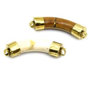 Colgante de Hueso de Buey Tallado a Mano en Forma de Media Luna: Doble Enganche Dorado, Joyería de Hueso Curvado, Hueso Tallado, Fabricante de Joyería de Hueso Natural - Product Image 5