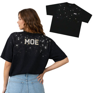 เสื้อยืดโอเวอร์ไซส์ลายโลโก้ประดับเพชรหรูหรา สีดำ ลายดาวประดับเพชร สไตล์สตรีทแวร์ ฮิปฮอป ทรงหลวม แขนสั้น เสื้อผู้ชาย - Product Image 3