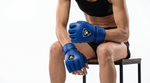 ถุงมือ MMA Dumela International EVO สีแดงด้าน หนังแท้ ระบายอากาศได้ดี ปรับแต่งได้ คุณภาพสูง สำหรับทุกฤดูกาล ป้องกันการบาดเจ็บ สำหรับการฝึกซ้อม - Product Image 4