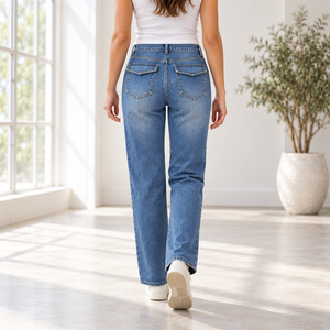 Jean en denim pour femme, coupe droite, taille mi-haute, avec poches à rabat - Bleu moyen - Product Image 5
