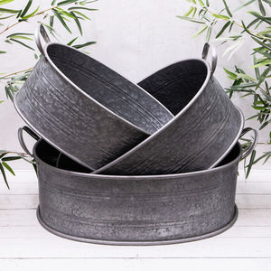 Rustic Style Iron Galvanized Planter For Farmhouse Balcony Garden And Decorative Outdoor <b>Flower</b> <b>Display</b> - Product Image 3